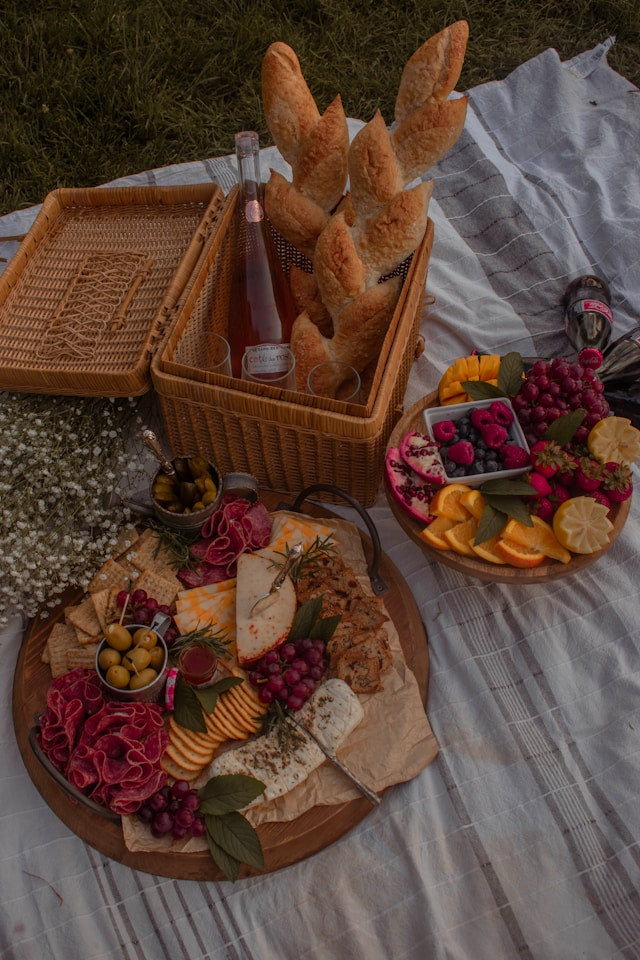 From Brick Lane to the Glass: Three Summer Evening Meals Worth Celebrating